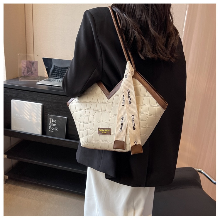 2023 European and American New Fashion Women's Small Design Shoulder Bag Elegant Large Capacity Tote Bag Dropshipping - Images 20