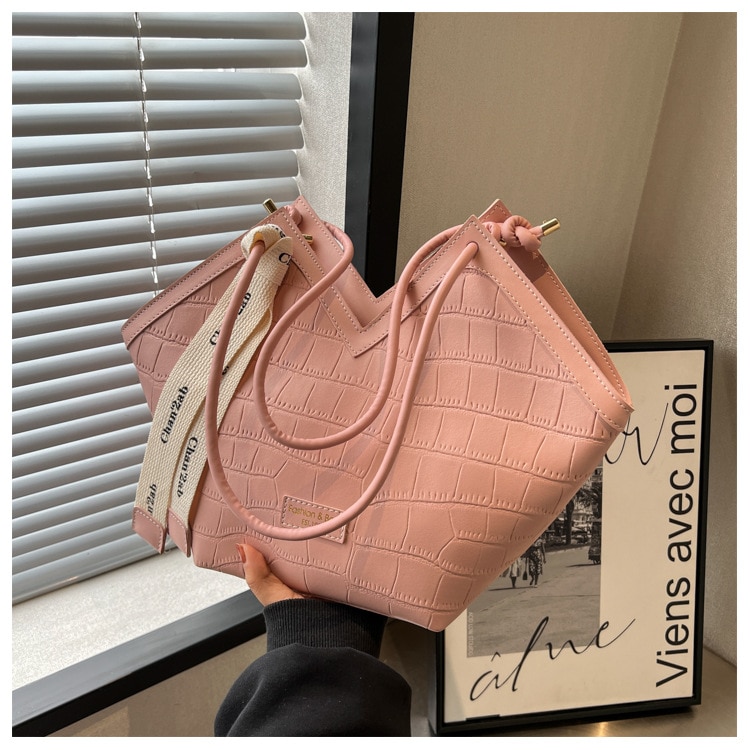 2023 European and American New Fashion Women's Small Design Shoulder Bag Elegant Large Capacity Tote Bag Dropshipping - Images 38