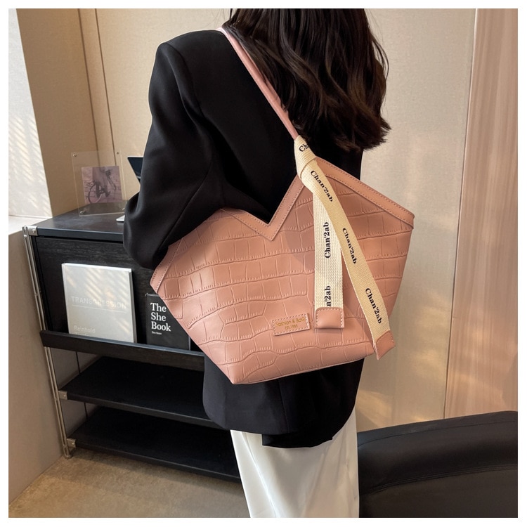 2023 European and American New Fashion Women's Small Design Shoulder Bag Elegant Large Capacity Tote Bag Dropshipping - Images 24